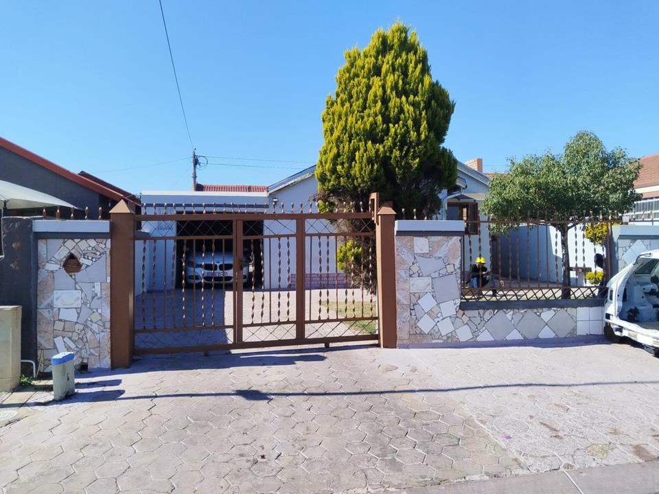 Listing number: P24-117586496, Image number: 1