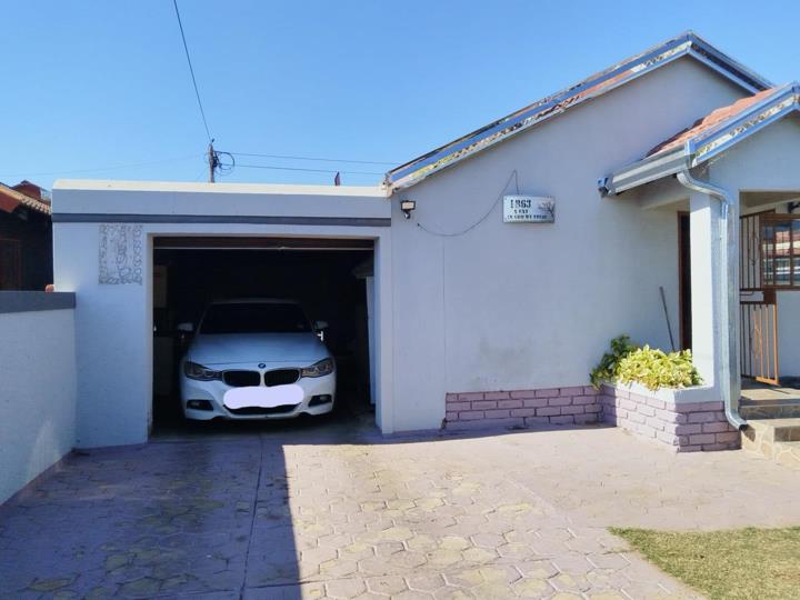 Listing number: P24-117586496, Image number: 2