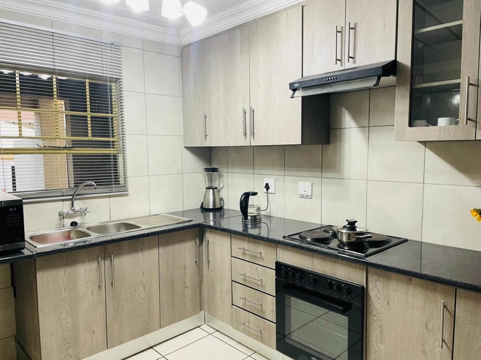 Listing number: P24-117587319, Image number: 1