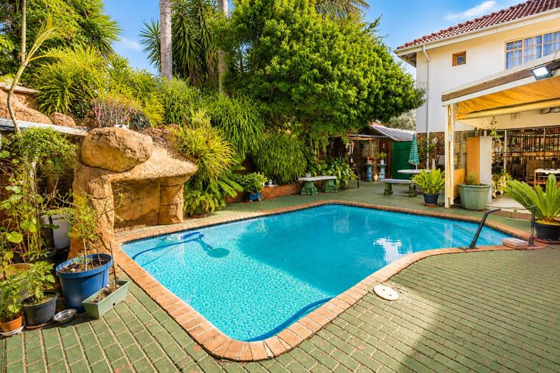 Listing number: P24-117587337, Image number: 2