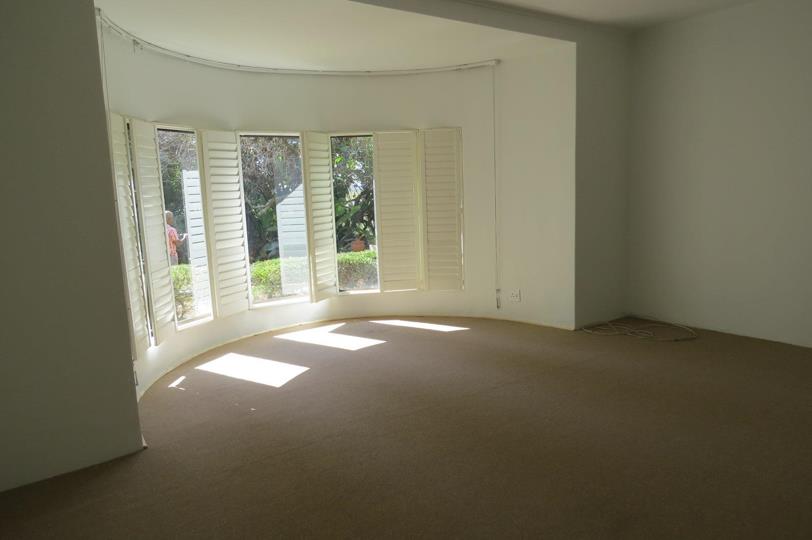 Listing number: P24-117590030, Image number: 2