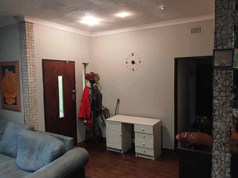 Listing number: P24-117583055, Image number: 1