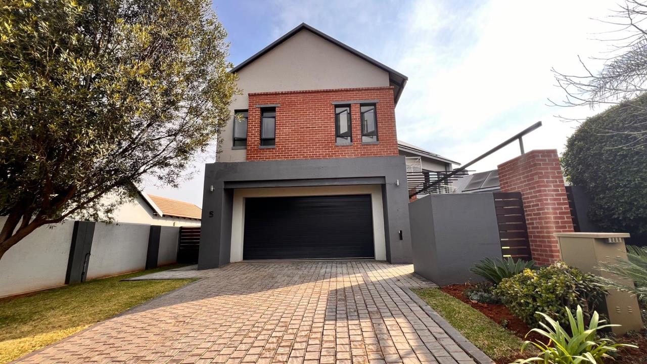 Listing number: P24-117592249, Image number: 1