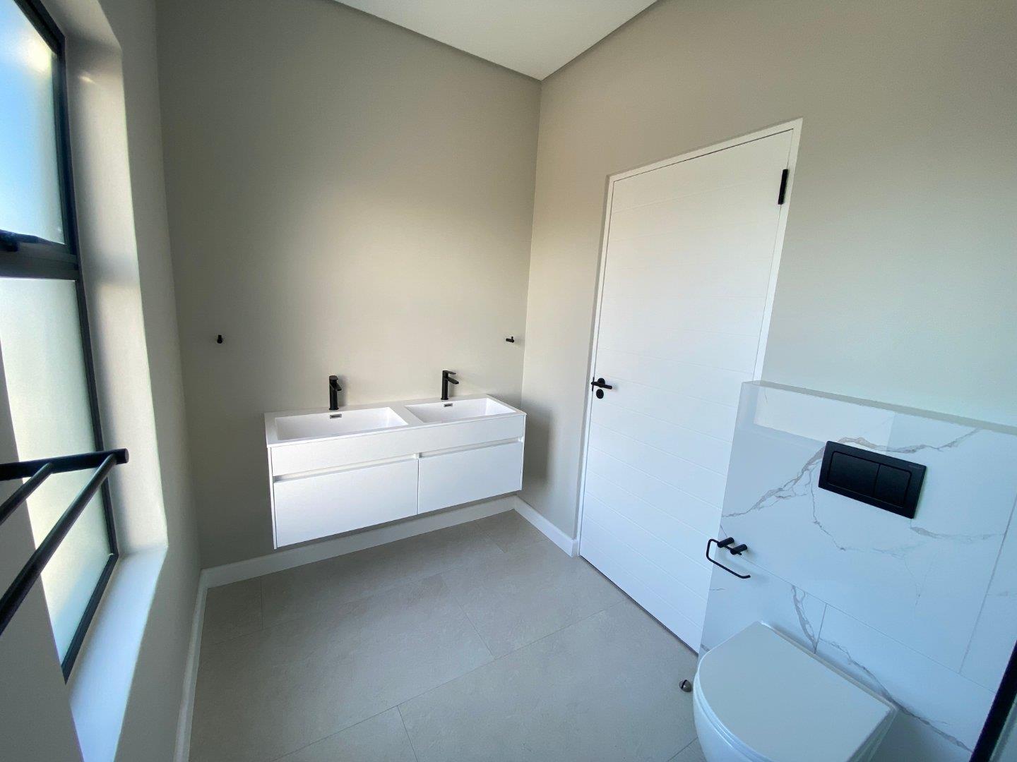 Photo of 4 Bedroom House for sale in Sandown