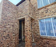 House for sale in Clarina