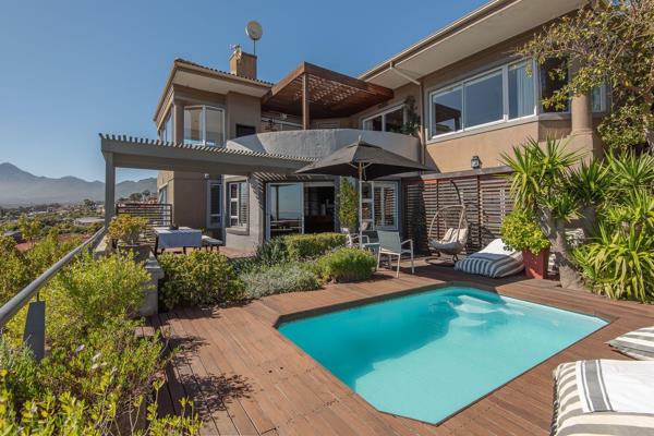 SOLE MANDATE

This exceptional residence commands breathtaking views across powder-white beaches and the expansive waters of False Bay, stretching from Cape Point to the Hottentots ...