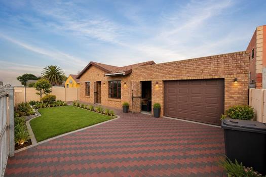 3 Bedroom House for sale in Mandalay