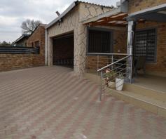 House for sale in Jan Niemand Park
