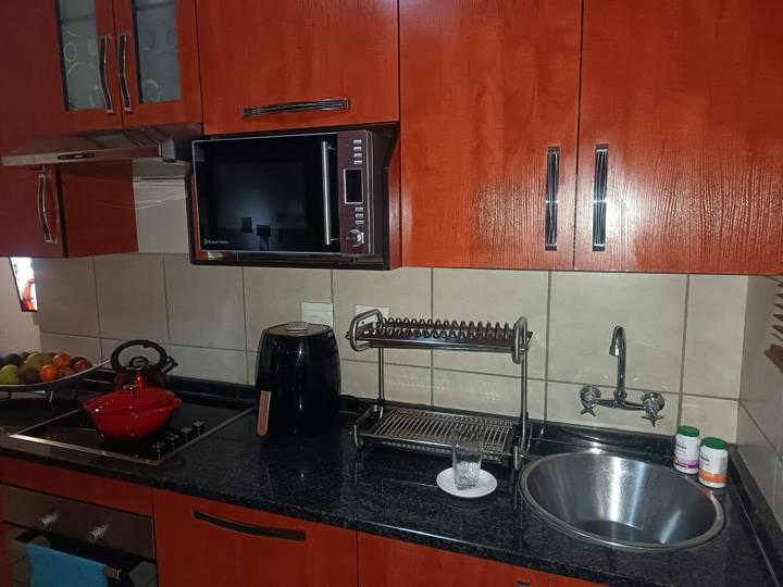 Listing number: P24-117596603, Image number: 3
