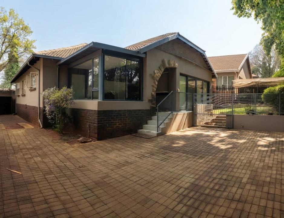 Listing number: P24-117596755, Image number: 1