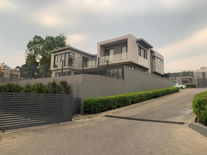 Listing number: P24-117601520, Image number: 2