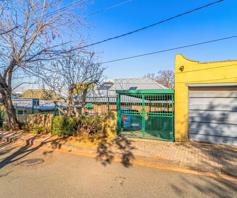 House for sale in Kensington