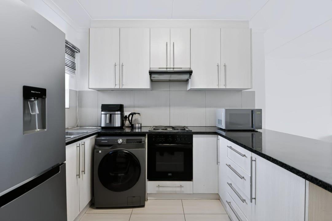 Listing number: P24-117603888, Image number: 1