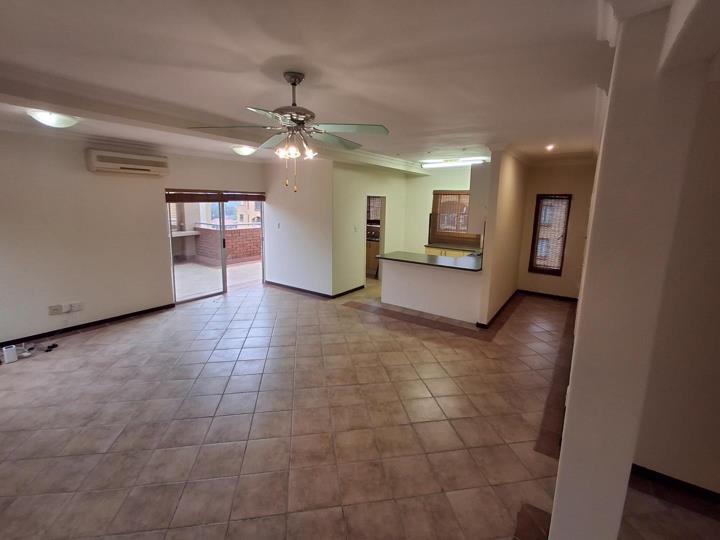 Listing number: P24-117604061, Image number: 2
