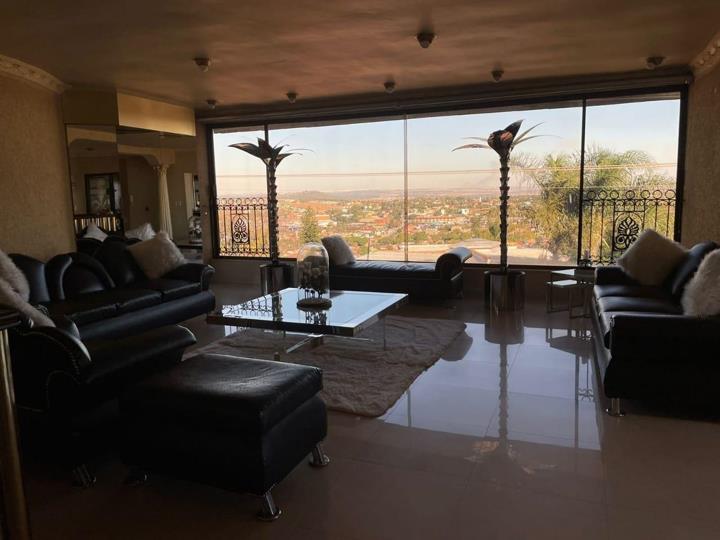 Listing number: P24-117605669, Image number: 2