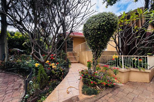Proudly presented on an Exclusive Mandate to Chas Everitt

ON SHOW, VIEW BY APPOINTMENT ONLY.

Spacious 5-Bedroom Family Home with Flatlet &amp; Excellent Extras in Wonderboom

A home offering space, versatility, security and ...