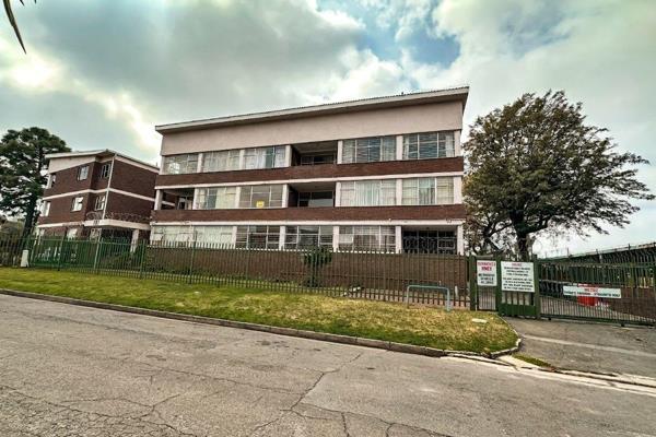 Welcome to this bright and inviting two bedroom, first floor apartment situated in the ...