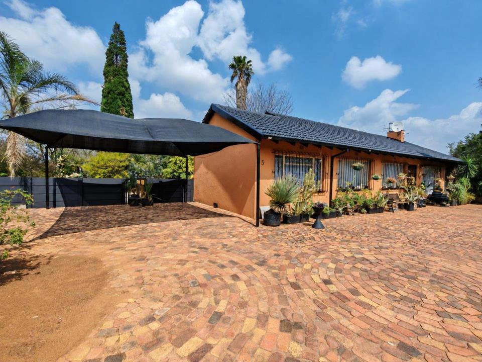 Listing number: P24-117612261, Image number: 1