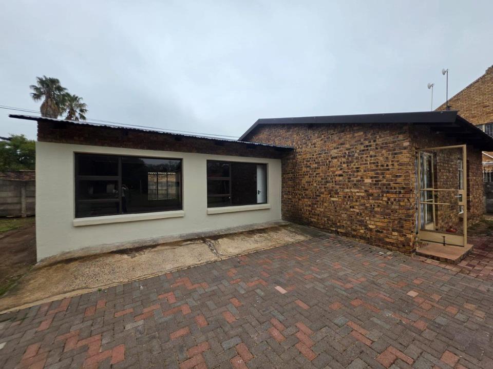 Listing number: P24-117612640, Image number: 1