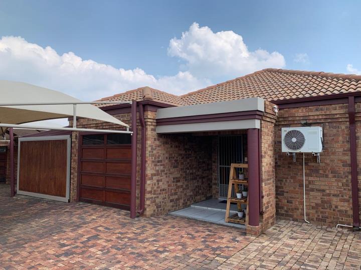 Listing number: P24-117614364, Image number: 2