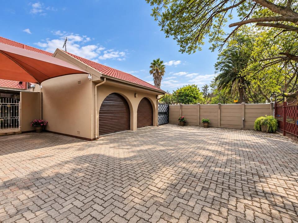 Listing number: P24-117616013, Image number: 1, Image