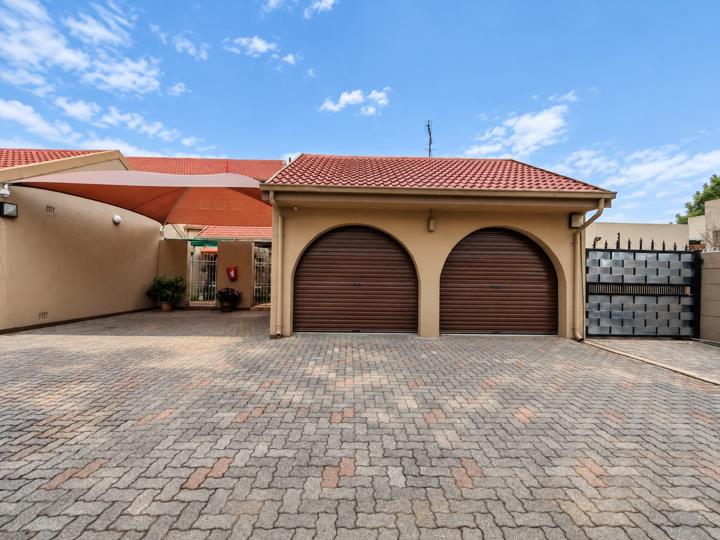 Listing number: P24-117616013, Image number: 2, Image
