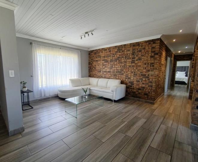 Listing number: P24-117616995, Image number: 2