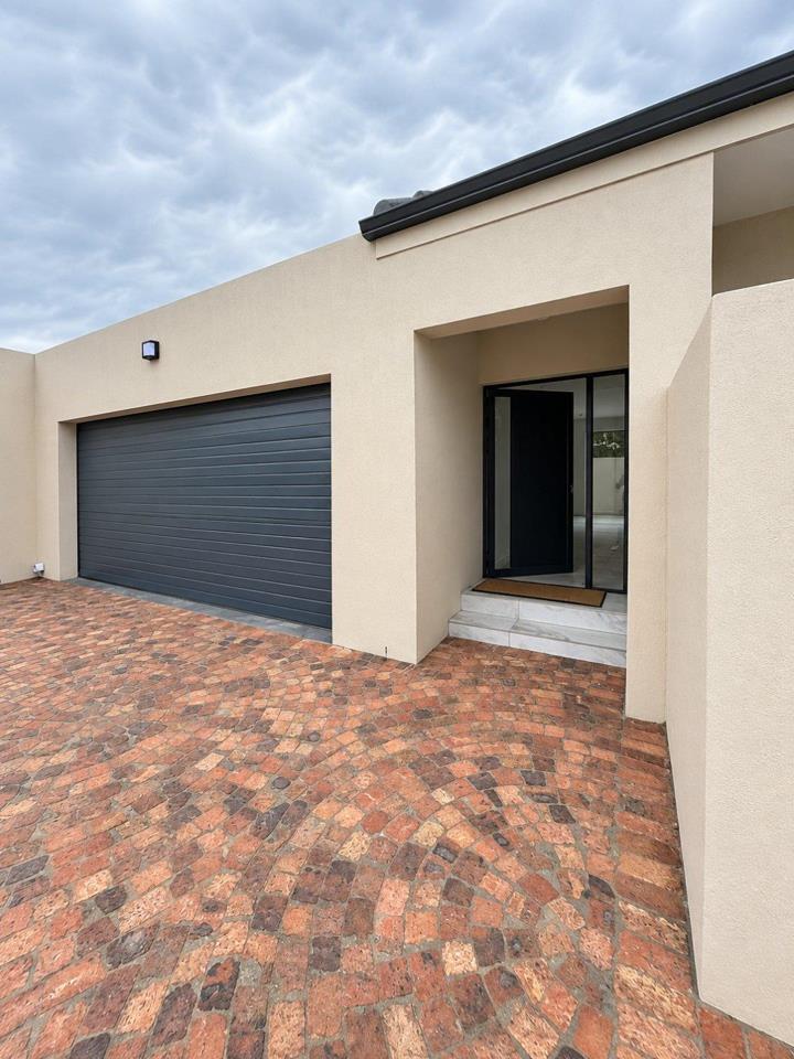 Listing number: P24-117619169, Image number: 1