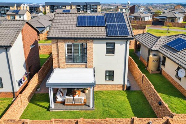 SOLE EXCLUSIVE MANDATE
Double Storey perfection. Nothing to do  to this property except move in.!

Welcome to Lion Pride Country ...