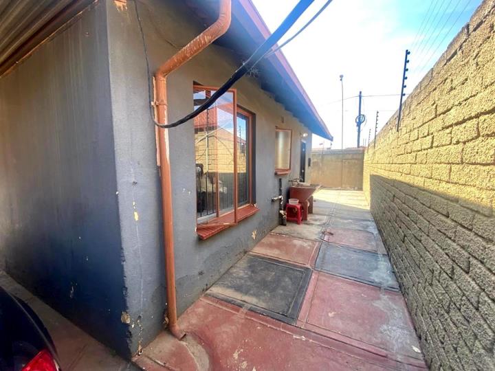 Listing number: P24-117623305, Image number: 3