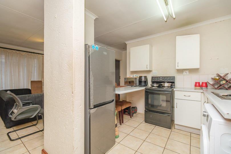 Listing number: P24-117623944, Image number: 2