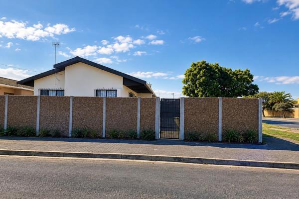 This established home has been renovated and updated, offering a comfortable combination of modern finishes and practical everyday ...
