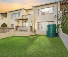 Townhouse for sale in Fairland