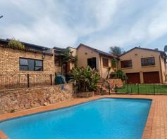 House for sale in Oakdene