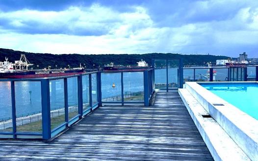 3 Bedroom Apartment / Flat for sale in Point Waterfront