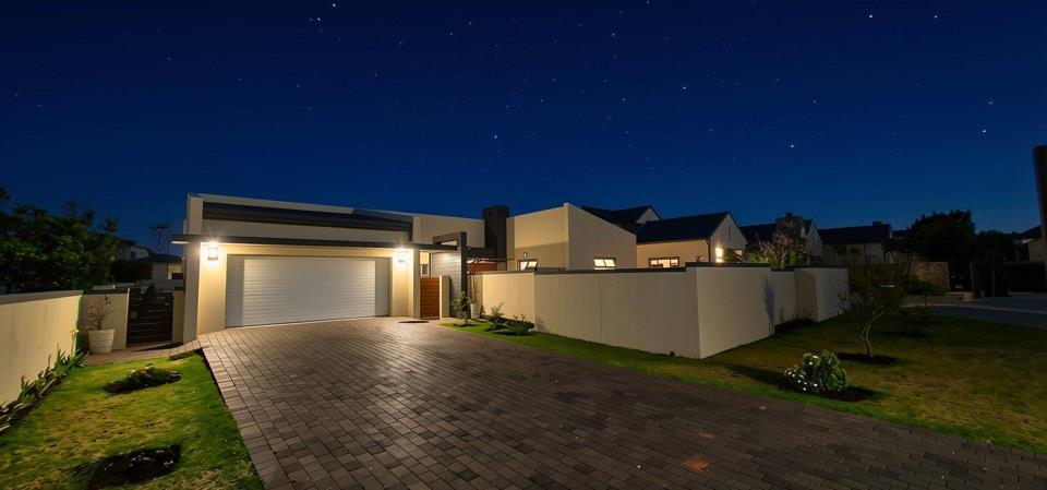 Listing number: P24-117631771, Image number: 2