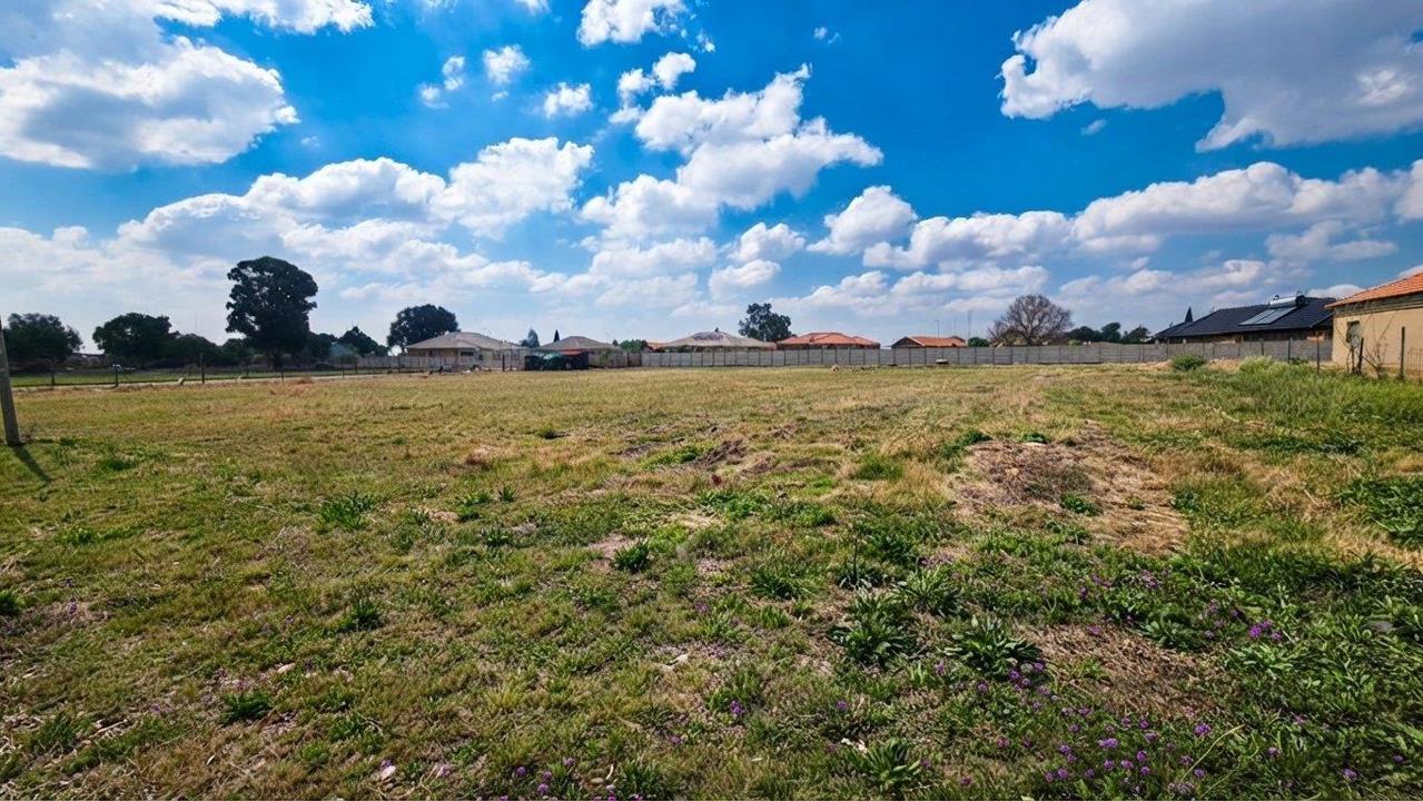 Listing number: P24-117631982, Image number: 1