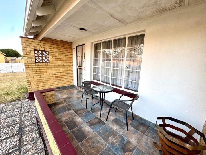 Listing number: P24-117634872, Image number: 3, Image