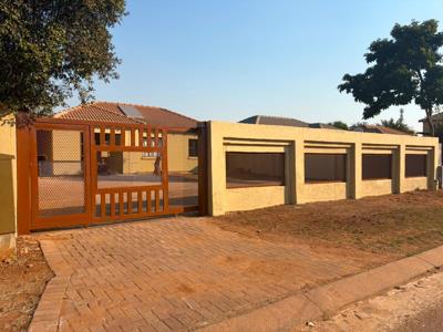 R 770 000