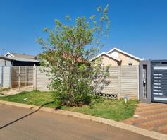 House for sale in Sky City