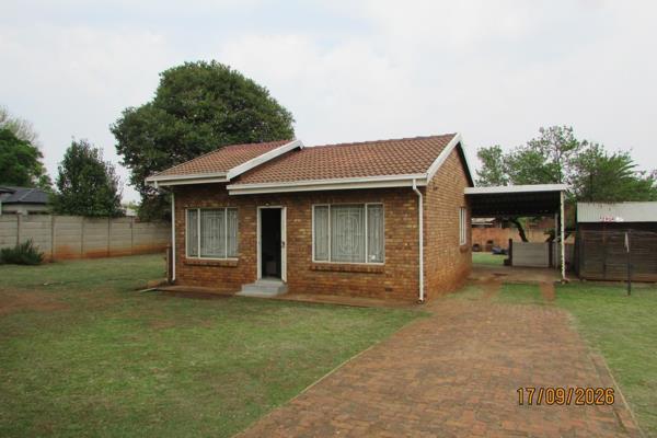 2-Bedroom house for sale in Bronkhorstspruit. 

Priced to sell. 

Bargain - selling at R699 000.00. 

Face brick for easy ...