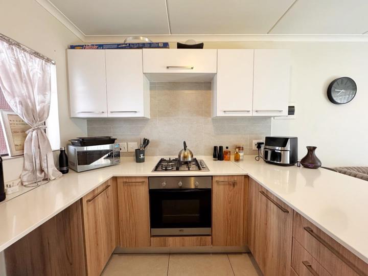 Listing number: P24-116669802, Image number: 3