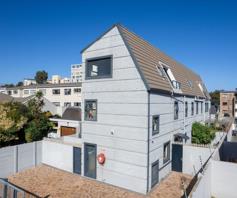 Apartment / Flat for sale in Strand South
