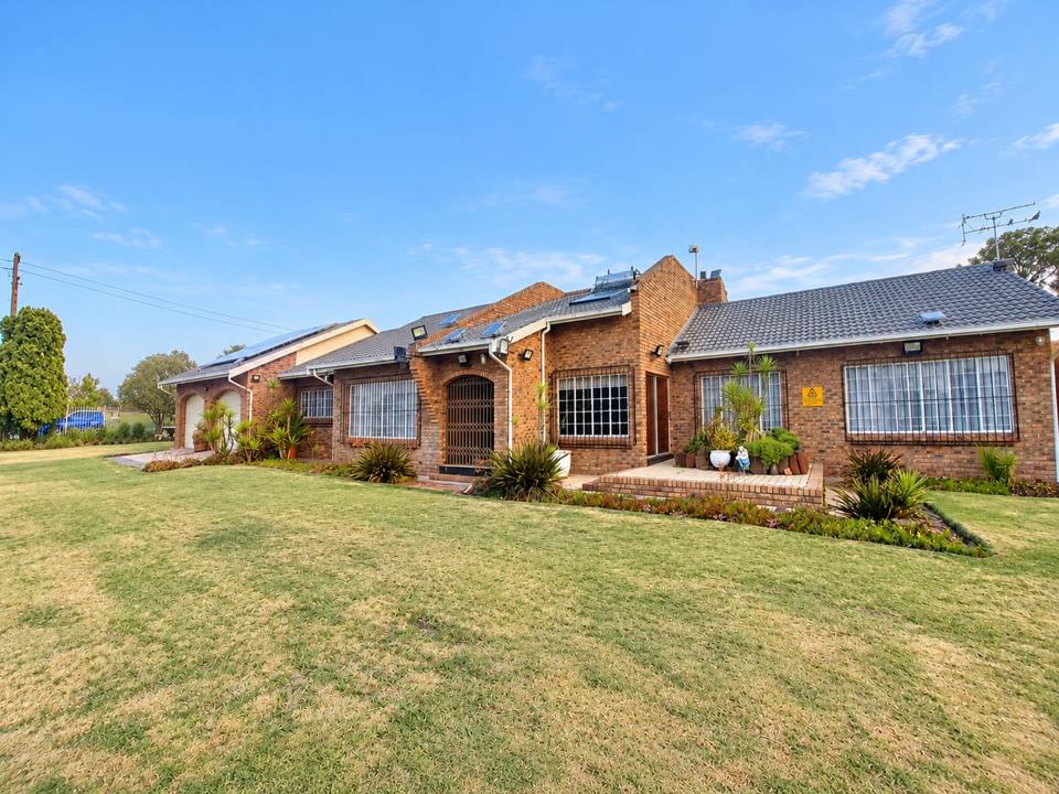 Listing number: P24-117639243, Image number: 1, Image