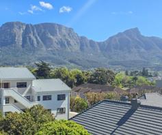 Apartment / Flat for sale in Kenilworth Upper