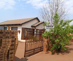 House for sale in Protea Glen