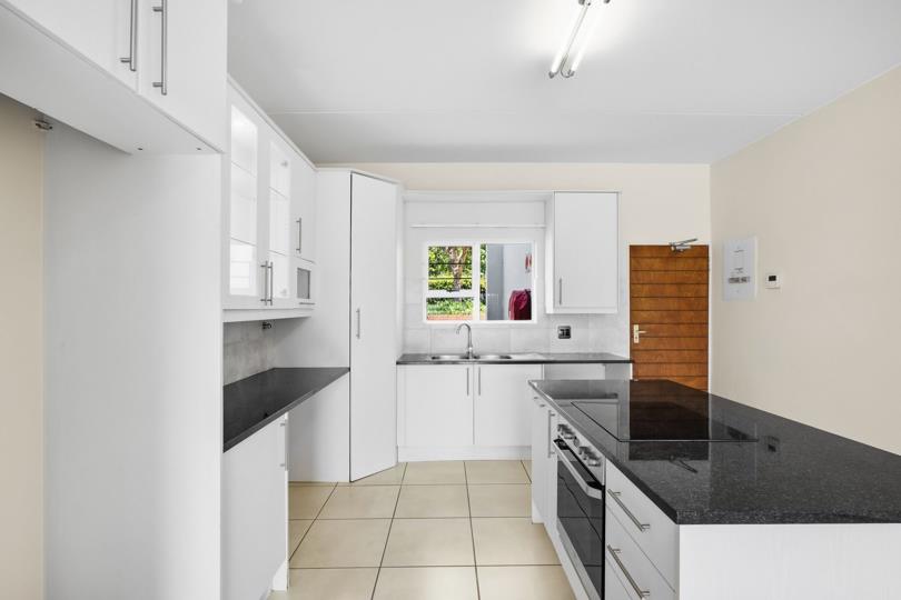 Listing number: P24-117642886, Image number: 2, Image