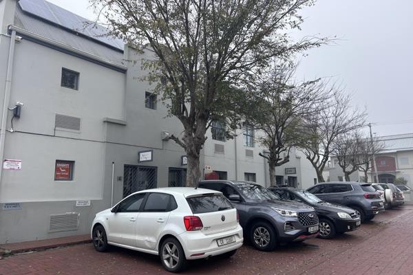 Position your business or investment in the sought-after Rust en Vrede Park with this 64 ...
