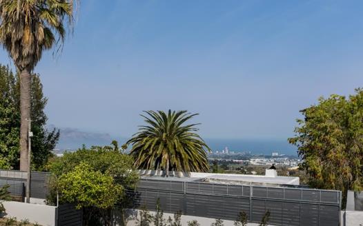 4 Bedroom House for sale in Monte Sereno