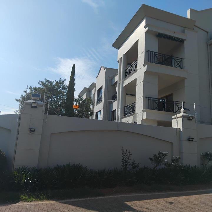 Listing number: P24-117644458, Image number: 1